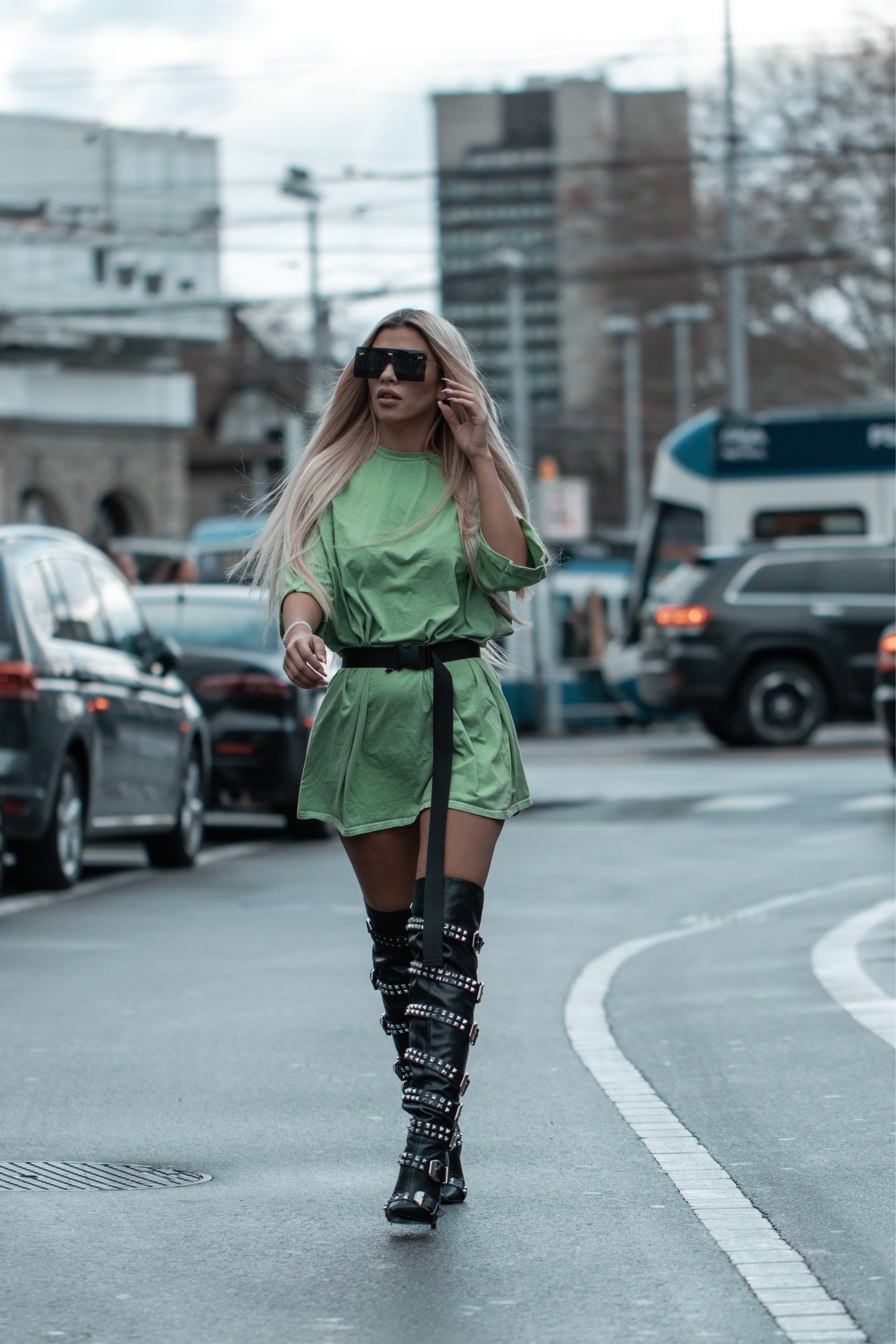 https://www.deeanaofficial.com/wp-content/uploads/2020/01/2_3.jpeg